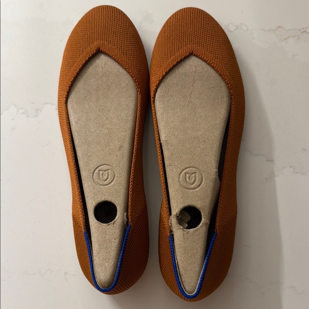 New Rothy's flats in Brownish color size 7 machine washable flats